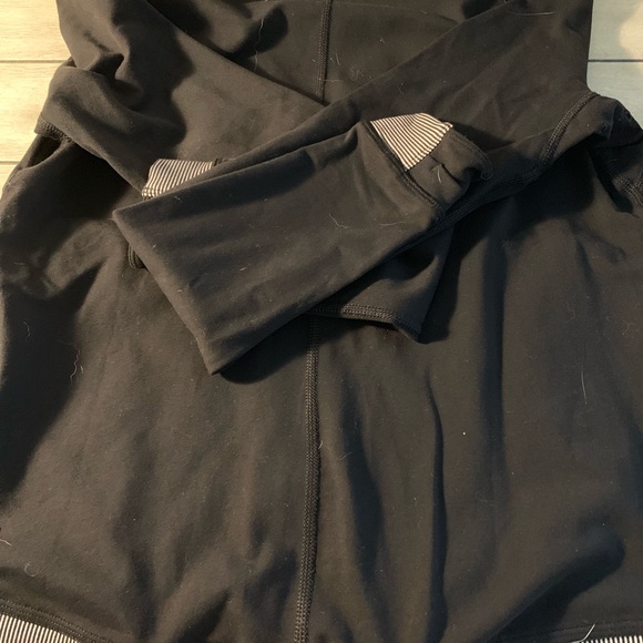 Lululemon Relaxed Jacket - Picture 7 of 8